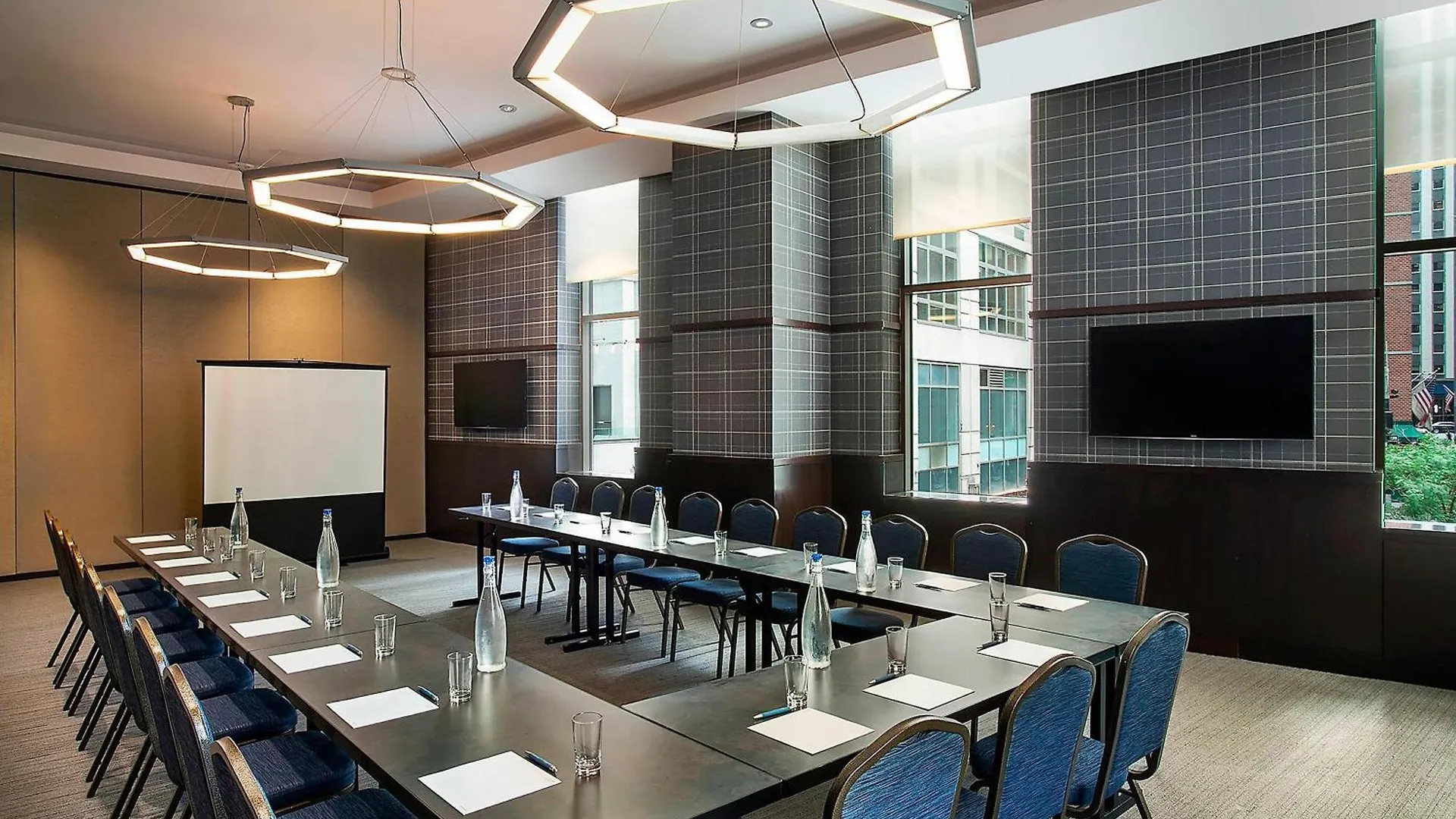 Hotel Four Points By Sheraton New York Downtown