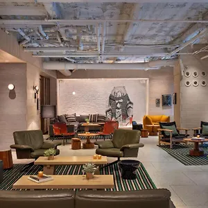 Moxy Nyc Times Square **** New York